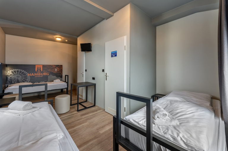 Bedroom 3, a&o Hamburg Hauptbahnhof, Hamburg