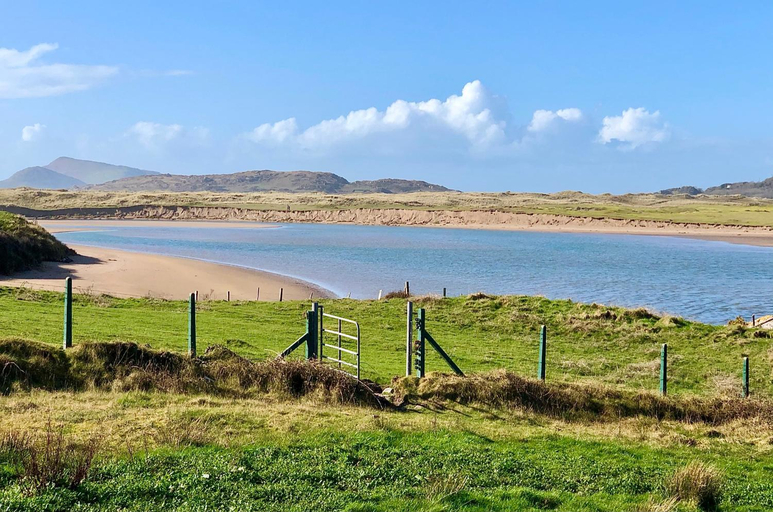 Others 5, Derrynane Bay House