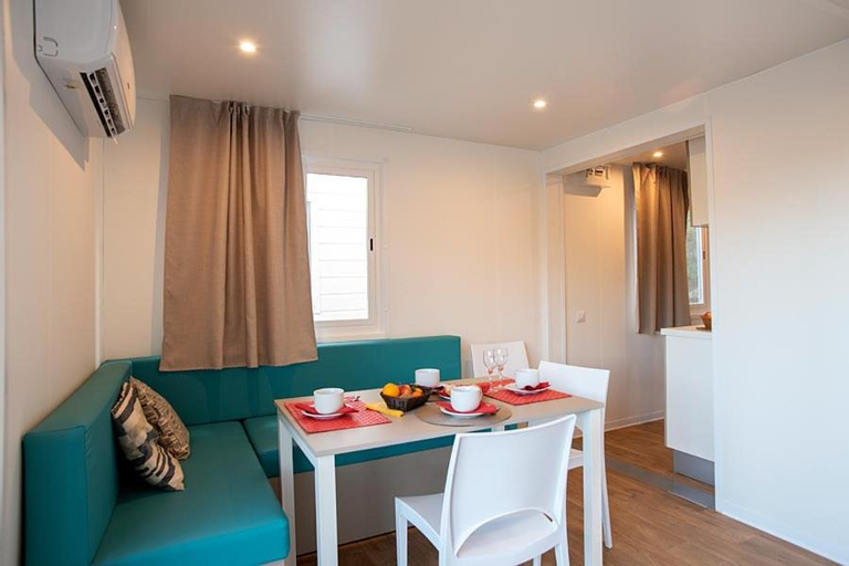 Dining Room 2