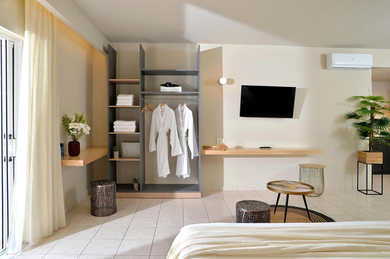 Bedroom 3, Alykanas Beach Grand Hotel by Zante Plaza, Ionian Islands