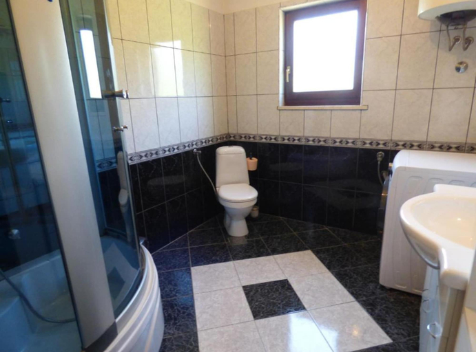 Bathroom, Villa Marica, Kaštela