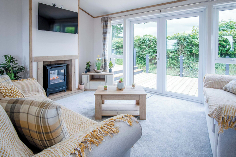 Others 4, Oakland Lodge - 2 Bedroom Lodge - Wisemans Bridge, Pembrokeshire