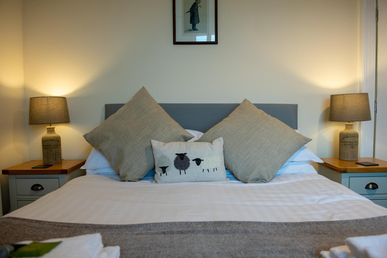 Bedroom 2, Harts Head Hotel, North Yorkshire