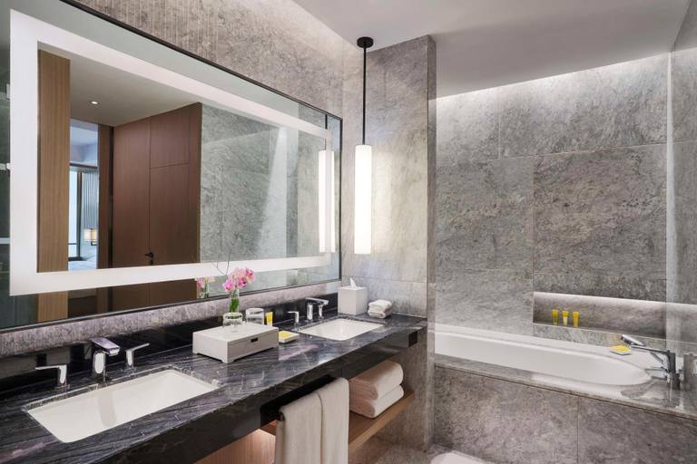 Bathroom 5, Hyatt Regency Xuzhou, Xuzhou