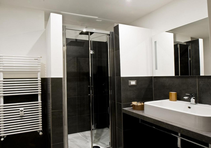 Bathroom 4, Il Sogno Torino, Torino