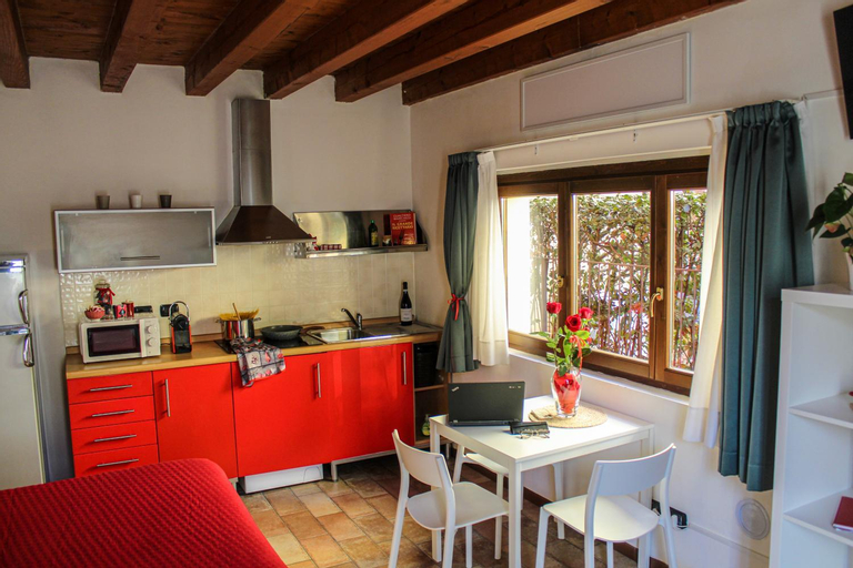 Dining Room 30