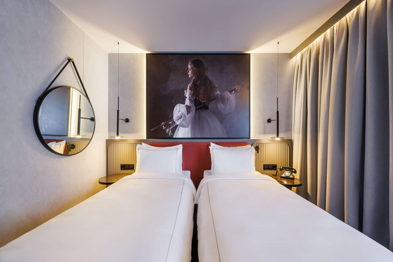 Bedroom 4, Radisson RED Berlin Kudamm, Berlin