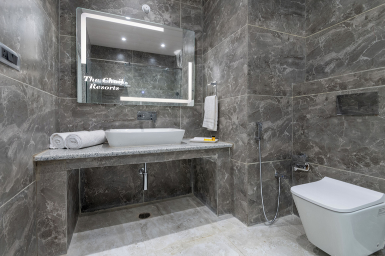 Bathroom 5, Kavin The Chail Resort - Serene Valley Views, Solan