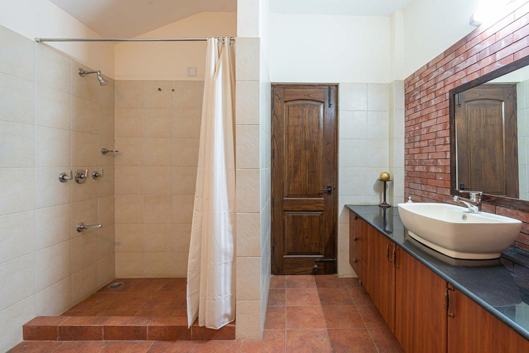 Bathroom 3, StayVista at Destine, Solan