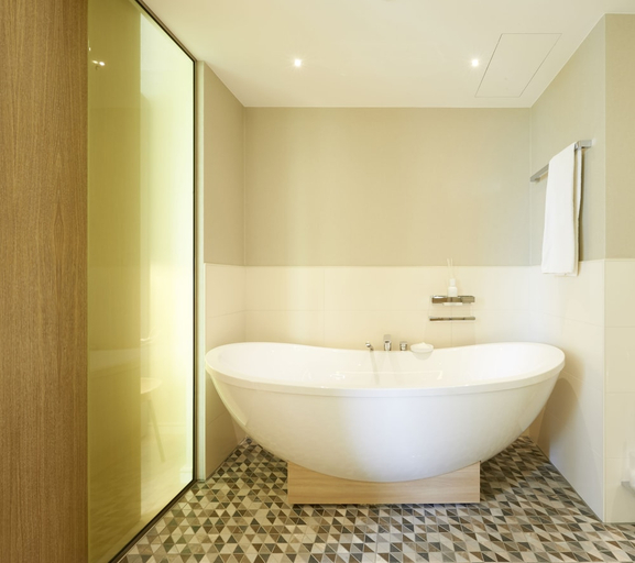 Bathroom 3, RADISSON BLU HOTEL COLOGNE, Köln
