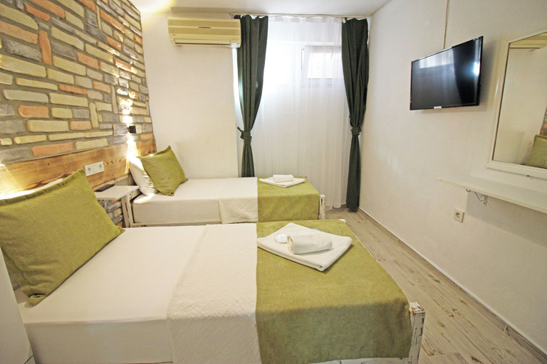 Bedroom 4, Ilyada Hotel, Bozcaada