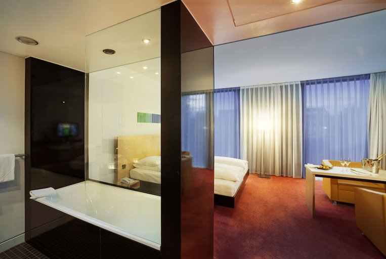 Bathroom 4, INNSiDE by Meliá Düsseldorf Seestern, Düsseldorf