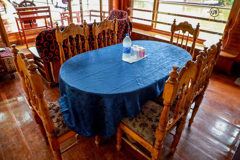 Food & Drinks 4, Grand Villa Houseboat, Kottayam