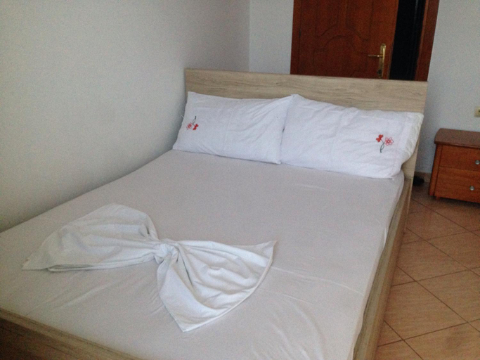 Bedroom 3, Vila Floban & MIRDAR KOSHI, Sarandës