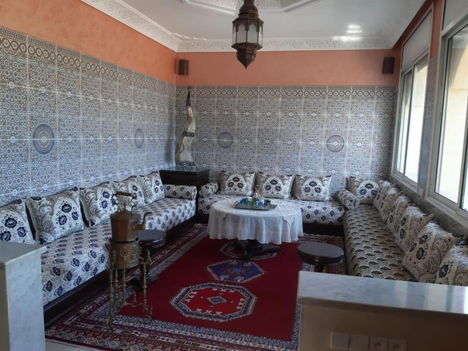 Food & Drinks 5, Riad TANJIL, Settat
