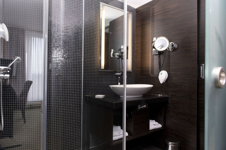Bathroom 4, Radisson Blu Park Hotel Conference Centre Dresden Radebeul, Meißen