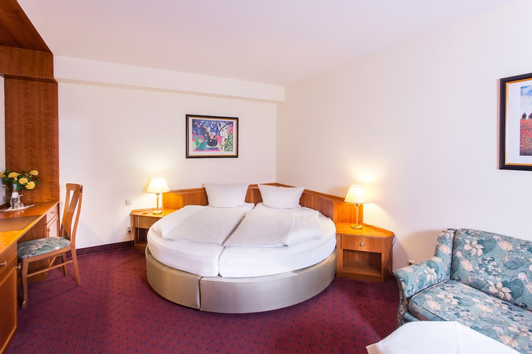 Bedroom 3, Trip Inn Bristol Hotel Mainz, Mainz