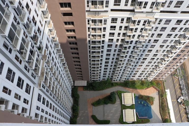 Exterior & Views 3, Cozy and Strategic Studio at Tokyo Riverside PIK 2 Apartment By Travelio, Tangerang