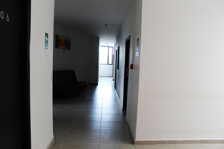 Others 4, Hotel America 52, Rionegro