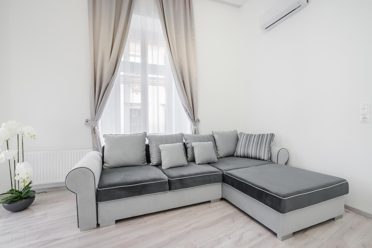 Others 5, Kiraly 35 Luxury Apartment with free parking, Budapesti