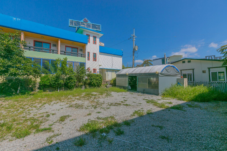 Others 1, Anmyeondo Gaeulbada pension, Taean