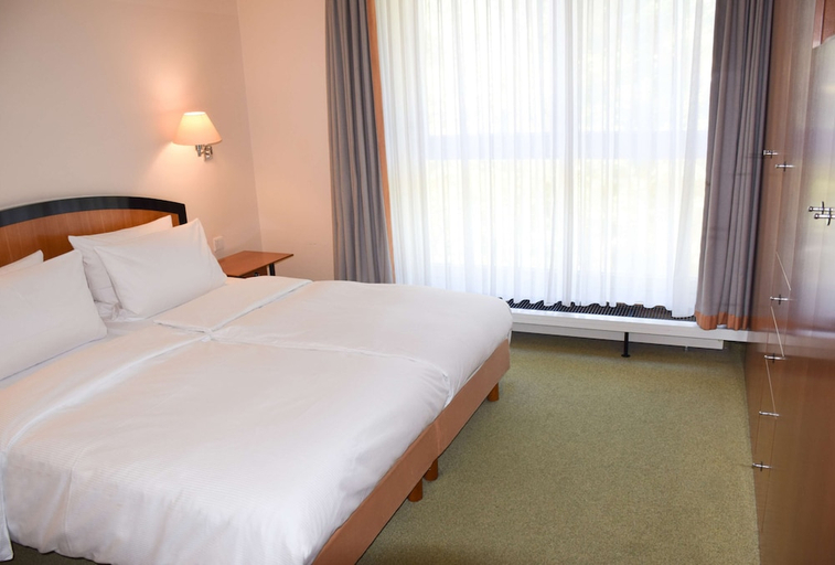 Bedroom 3, RADISSON BLU PARK HOTEL CONFERENCE CENTRE DRESDEN RADEBEUL, Meißen