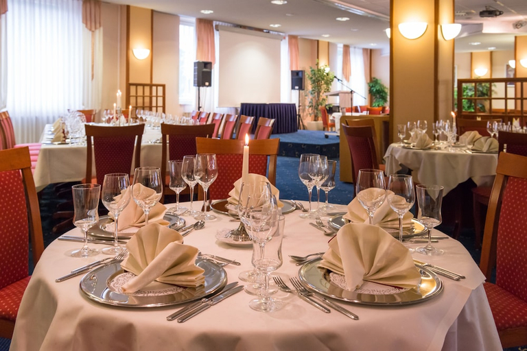 Food & Drinks 4, Novina Hotel Sudwestpark Nurnberg, Nürnberg