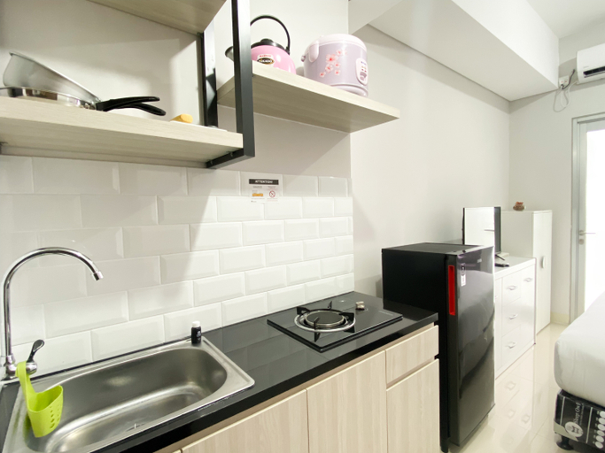Others 5, Homey and Warm Studio Transpark Juanda Bekasi Timur Apartment By Travelio, Bekasi