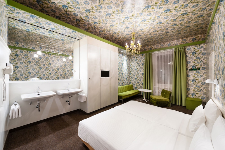 Bedroom 2, Moma1890 Boutique Hotel, München