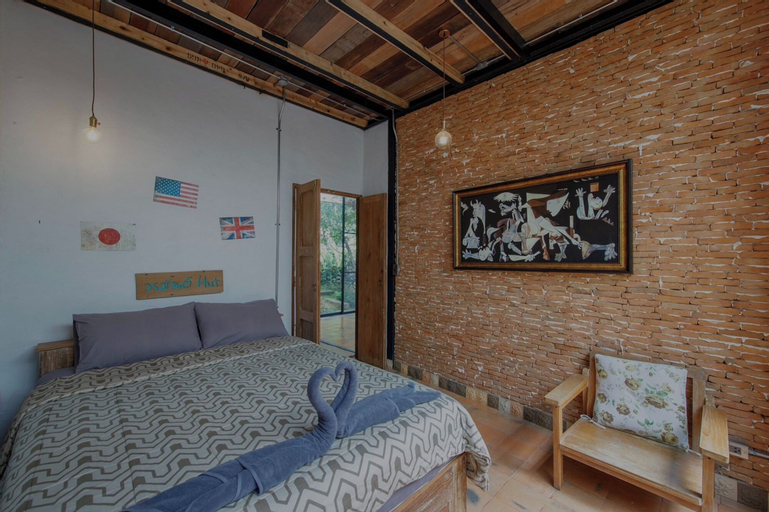 Bedroom 15