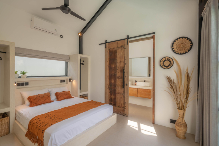 Bedroom 3, Casa Kami - Modern Serenity 2 BR Haven in Pererenan, Badung