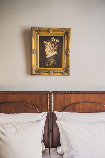 Bedroom 2, Henri Hotel Berlin Kurfurstendamm, Berlin