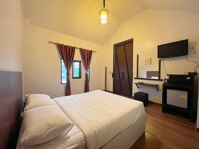 Bedroom 8
