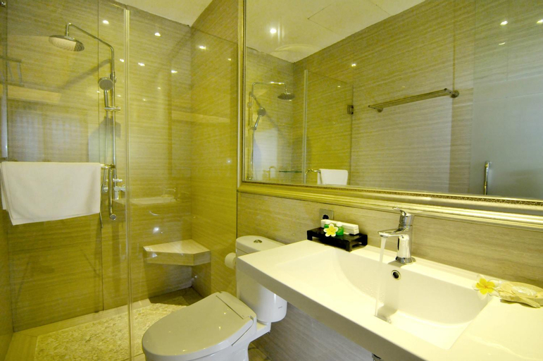 Bathroom 7