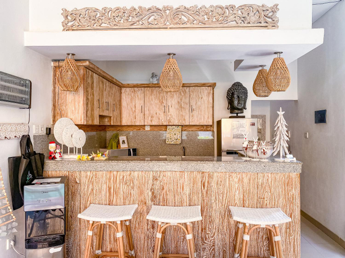 Food & Drinks 5, Villa Aniela, Badung