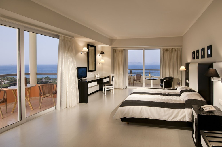 Bedroom 3, Kipriotis Panorama and Suites, South Aegean