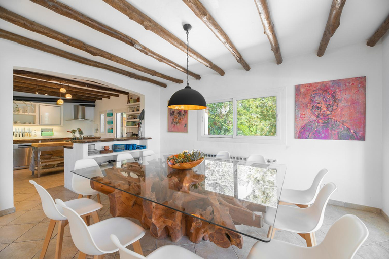 Others 4, Villa Horizonte, Baleares