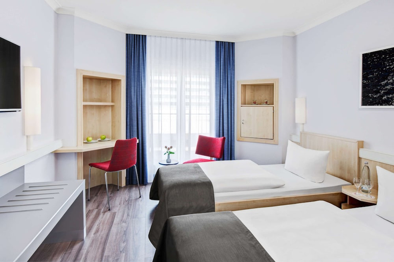 Bedroom 2, IntercityHotel Rostock, Rostock