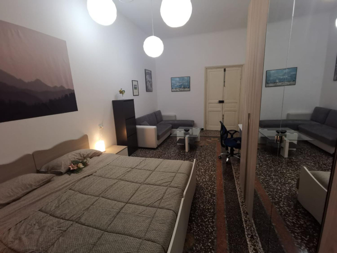 Bedroom 12