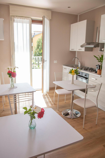 Others 3, B&B STELLANOVA, Modena