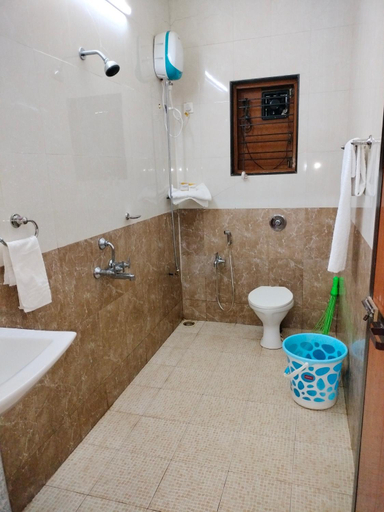 Bathroom 4, SAHAY VILLA RESORT, South Goa