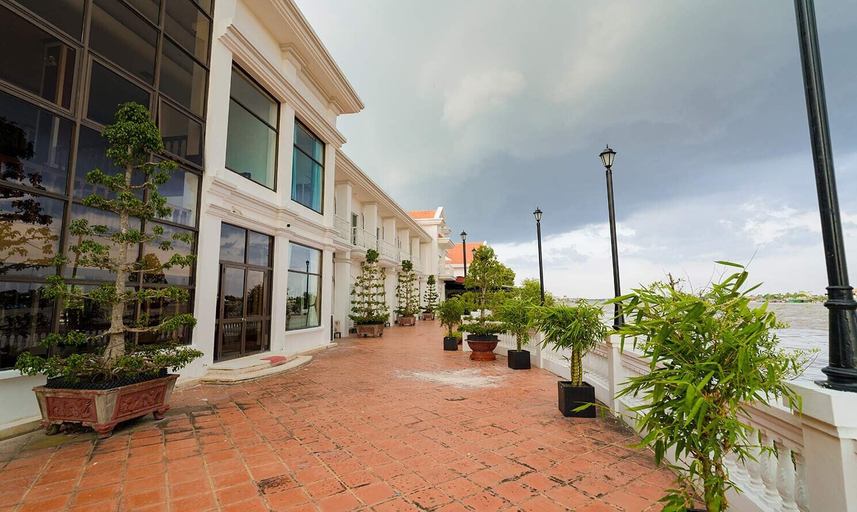 Exterior & Views 2, CHUONG DUONG HOTEL, Mỹ Tho