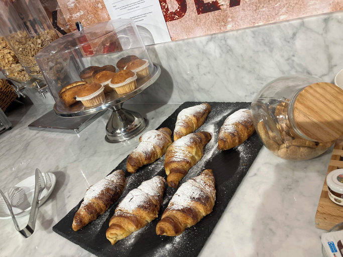 Food & Drinks 5, Mulberry Suites by The LVH Collection