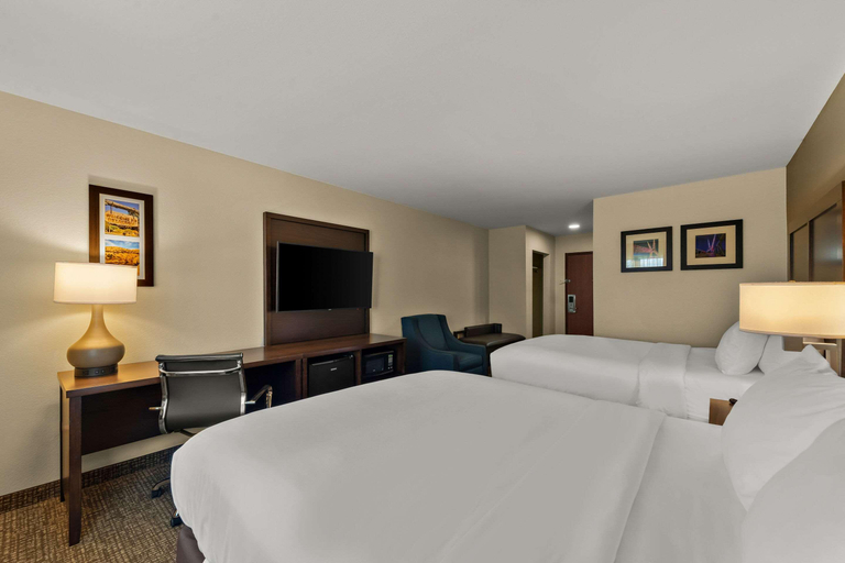 Bedroom 12