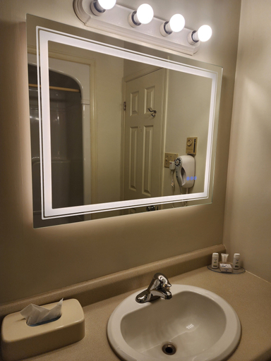 Bathroom 4, Howard Johnson by Wyndham Lindsay, Kawartha Lakes