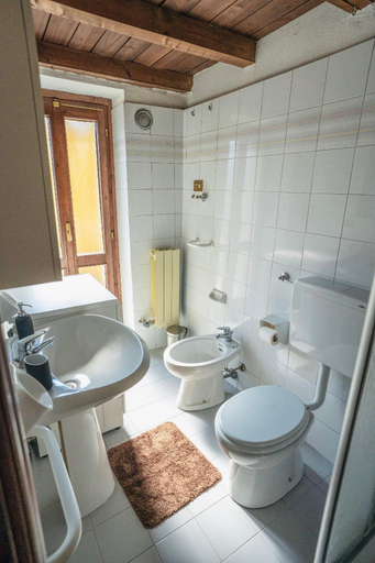Bathroom 2, casa dolce casa, Aosta