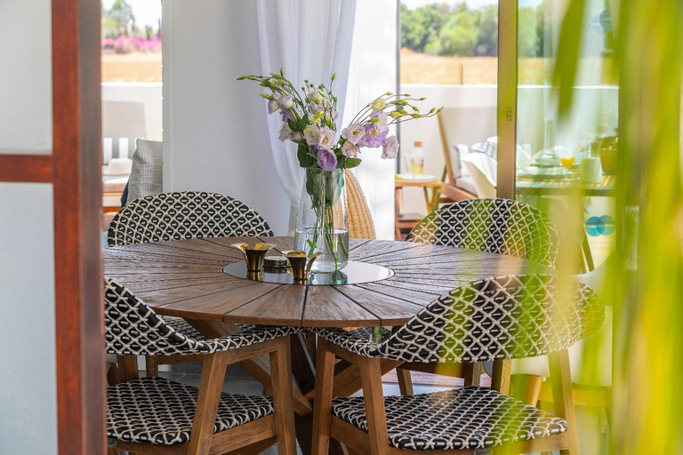 Food & Drinks 4, Chris Le Mare Luxury Villa