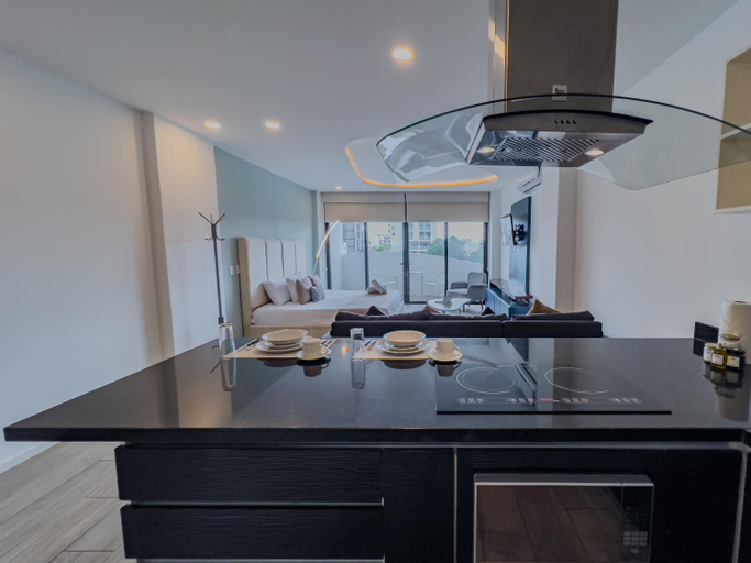 Dining Room 6