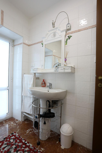 Bedroom 2, Le case di Elisa 3, Genova