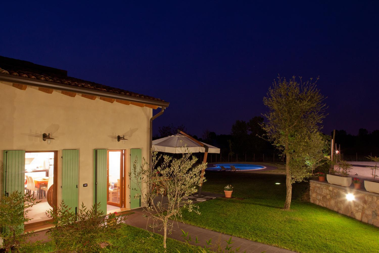 Others 4, La Casa del Nonno, Mantua